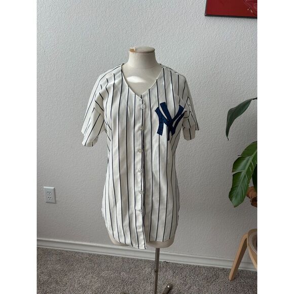 Vintage Men's New York Yankees Pinstripe Baseball Jersey